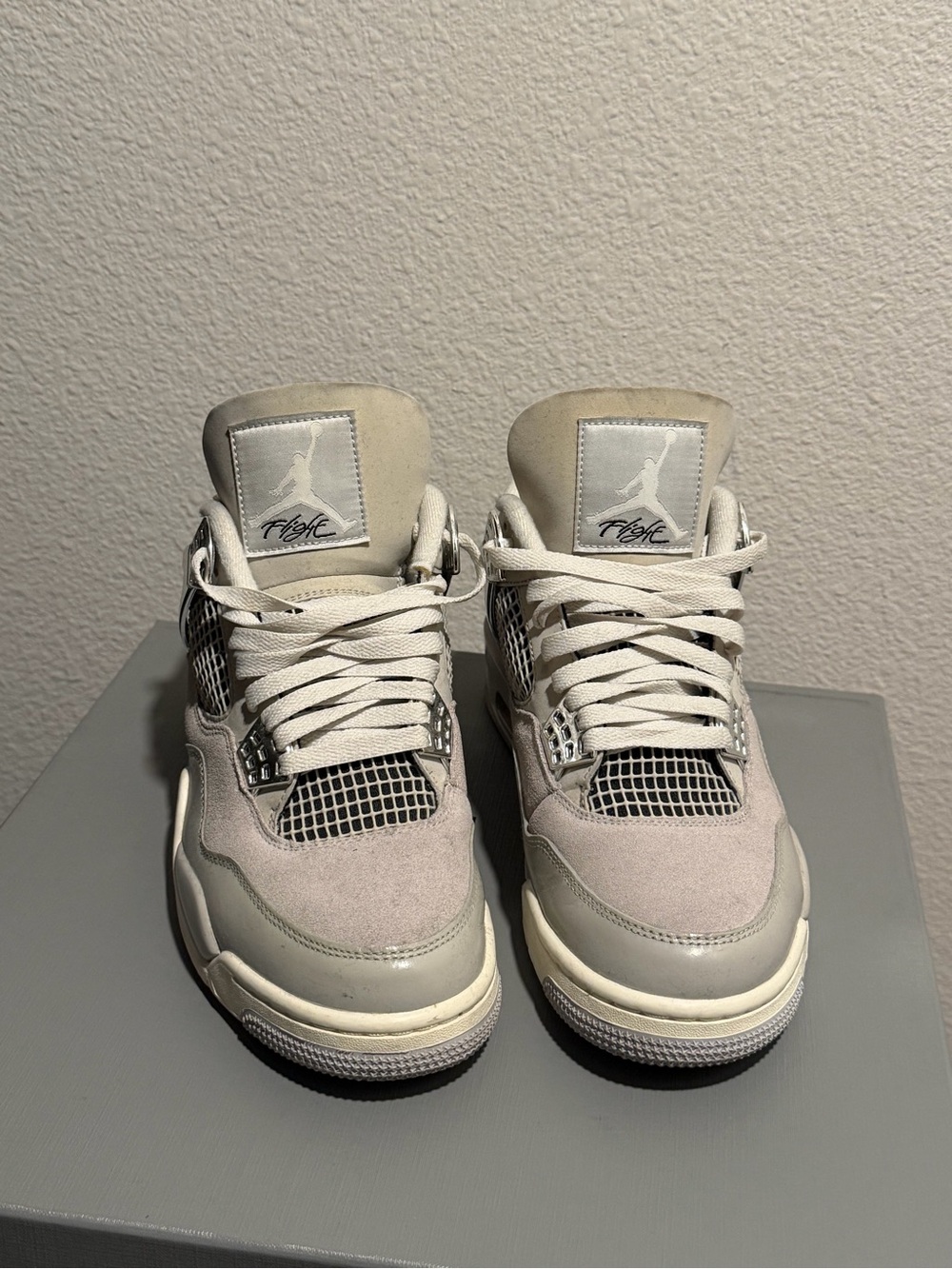Air Jordan 4 Retro “Frozen Moments»